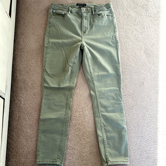 Women’s Calvin Klein Sage Green SkinnyJeans size 12 - Picture 1 of 7